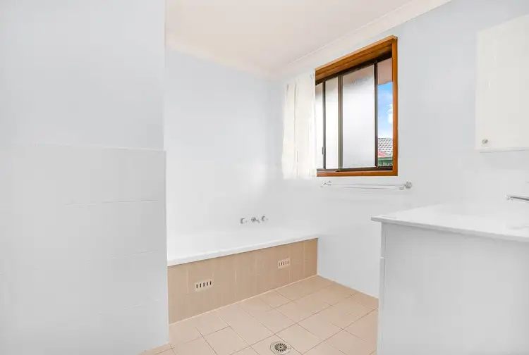 Fifth view of Homely house listing, 7 Zircon Street, Bossley Park NSW 2176