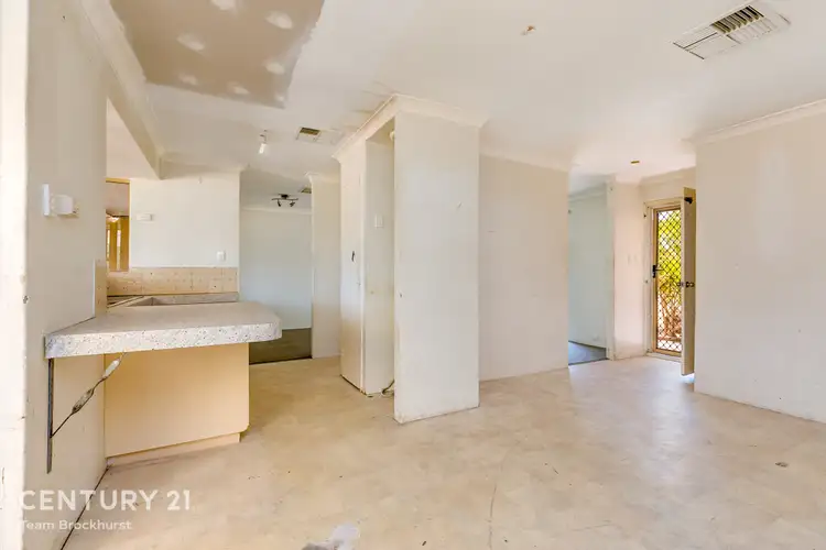 Fifth view of Homely house listing, 5 Crusader Drive, Thornlie WA 6108