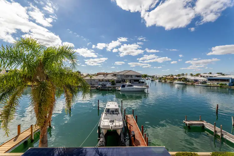 12/20 Baruna Court, Halls Head WA 6210