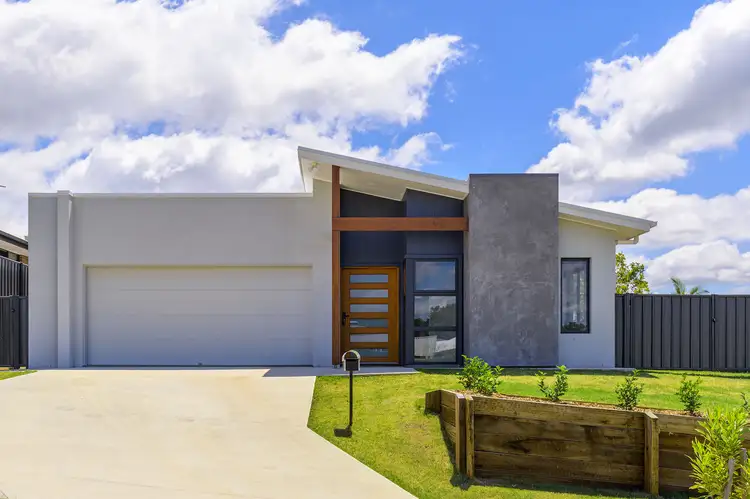 30 Panda Street, Southside QLD 4570