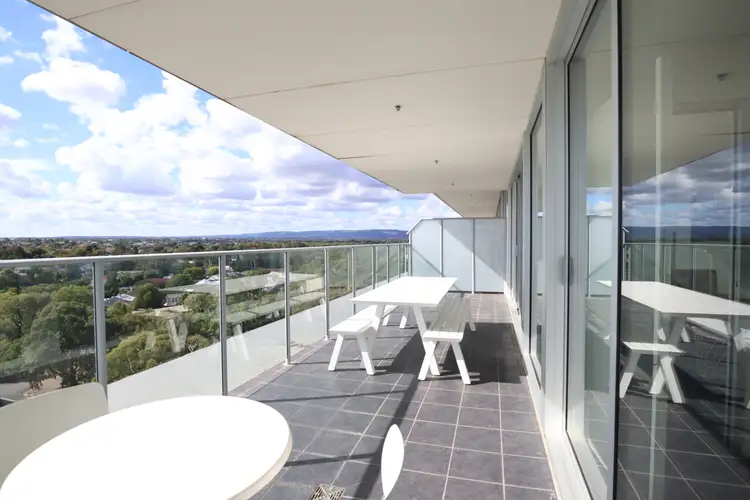 909/33 Warwick Street