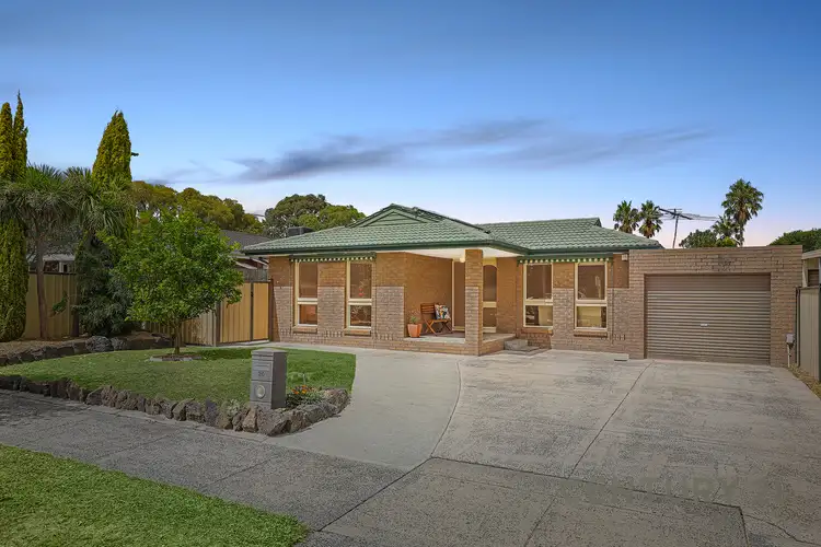 Main view of Homely house listing, 20 Primrose Hill Close, Endeavour Hills VIC 3802