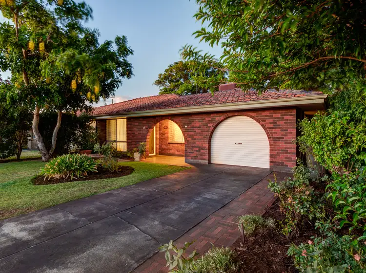 48 Gemini Way, Carlisle WA 6101