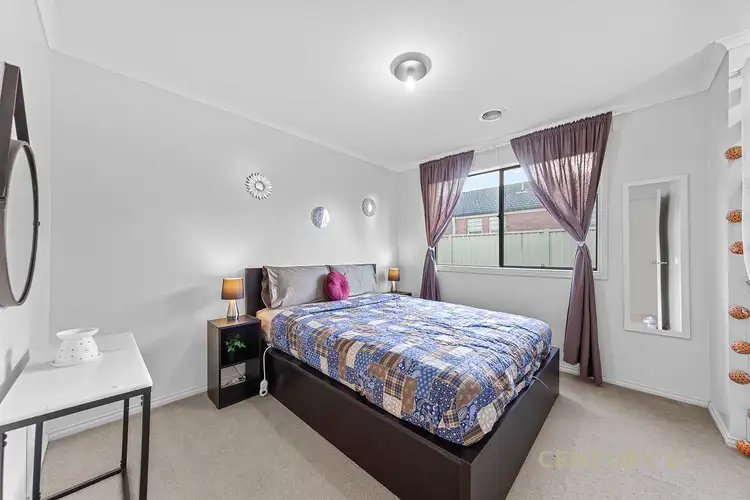 Fifth view of Homely house listing, 135 Blue Horizons Way, Pakenham VIC 3810