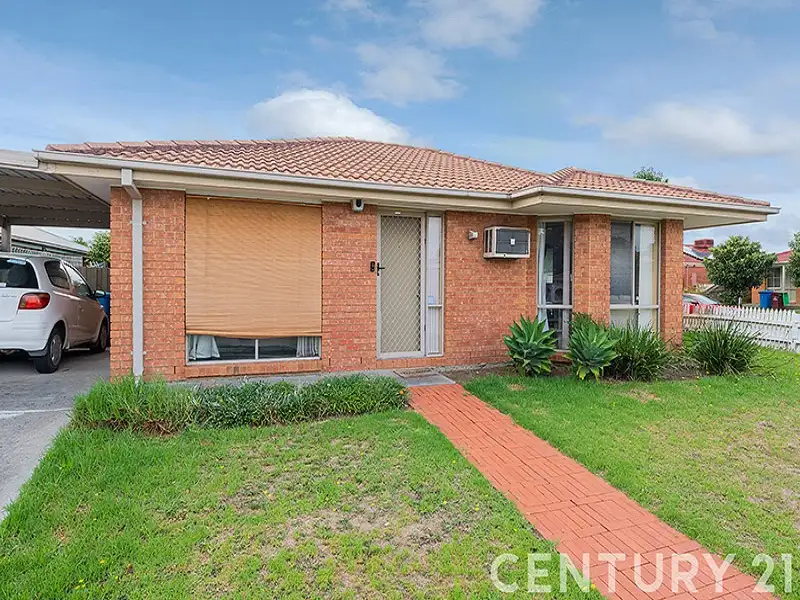 Main view of Homely unit listing, 1/42 Navarre Drive, Cranbourne West VIC 3977