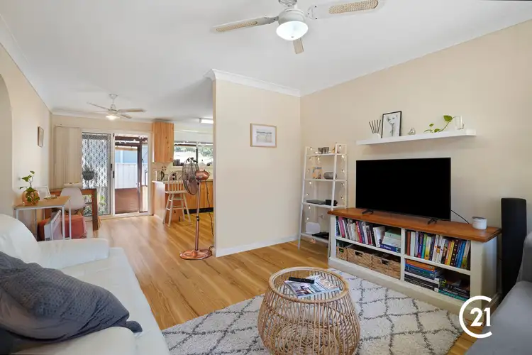 Third view of Homely villa listing, 3/11-13 Oaks Avenue, Long Jetty NSW 2261