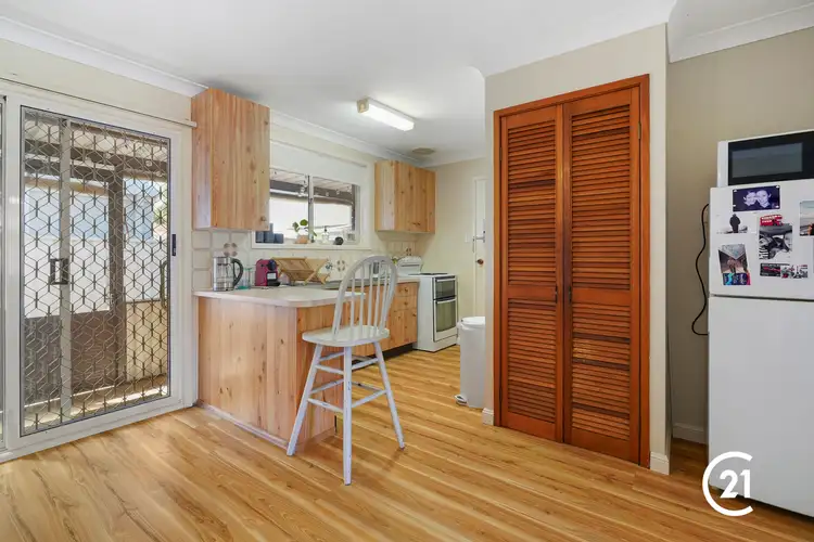 Fourth view of Homely villa listing, 3/11-13 Oaks Avenue, Long Jetty NSW 2261
