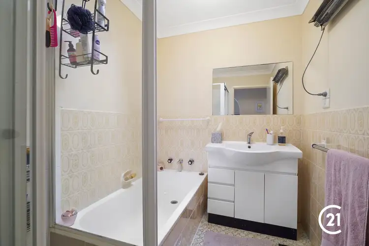 Sixth view of Homely villa listing, 3/11-13 Oaks Avenue, Long Jetty NSW 2261