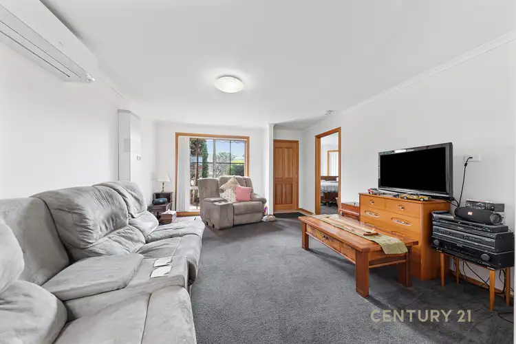 Third view of Homely house listing, 4 Rossi Close, Pakenham VIC 3810