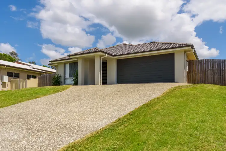 16 Principal Place, Jones Hill QLD 4570