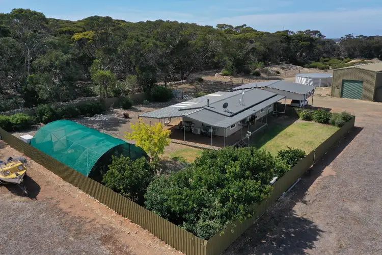202 Emu Bay Road, Emu Bay SA 5223
