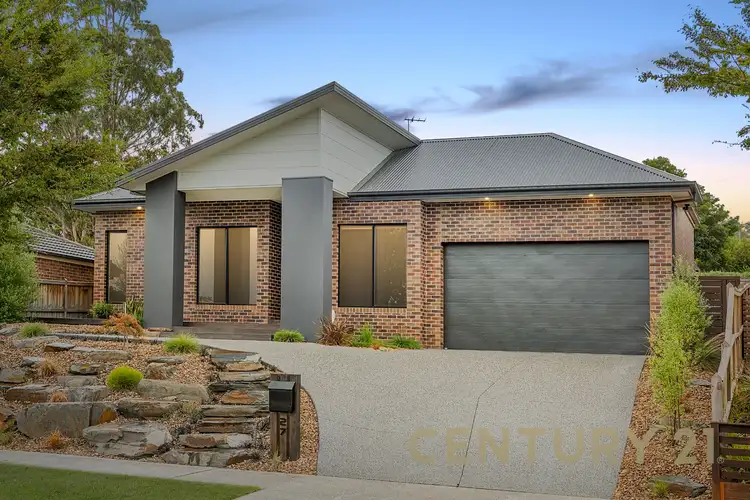 Main view of Homely house listing, 27 Tipperary Circuit, Pakenham VIC 3810