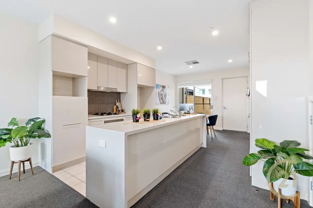 Main view of Homely townhouse listing, 24 Karka Cove, New Port SA 5015