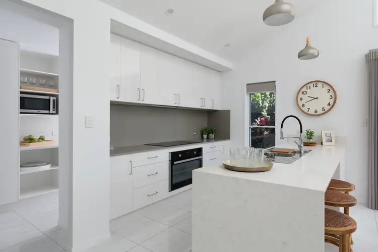 Fifth view of Homely house listing, 3 Cambridge Circuit, Southside QLD 4570