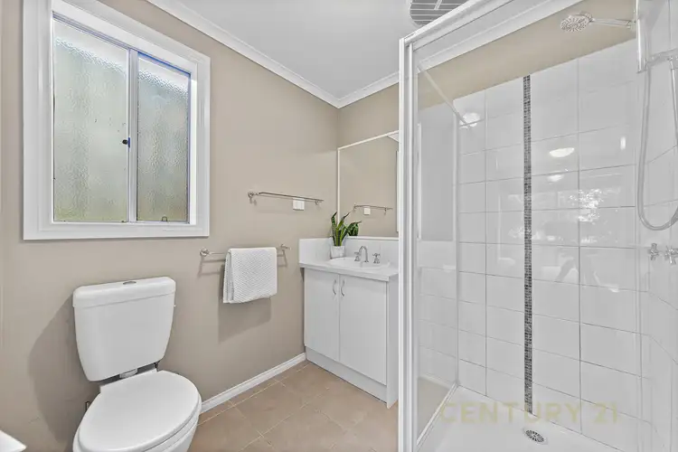 Sixth view of Homely house listing, 5 Snowgum Court, Pakenham VIC 3810