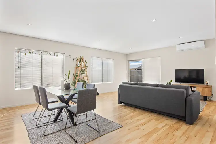 Main view of Homely unit listing, 2/7 Ballarat Court, Eaton WA 6232