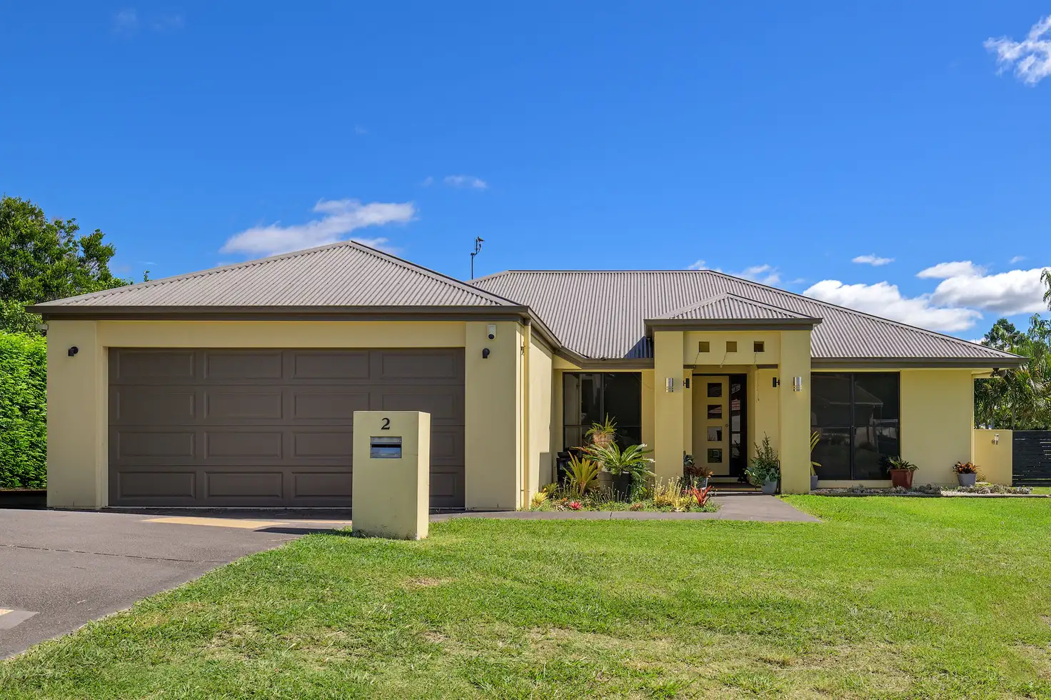 Main view of Homely house listing, 2 Hilltop Avenue, Southside QLD 4570