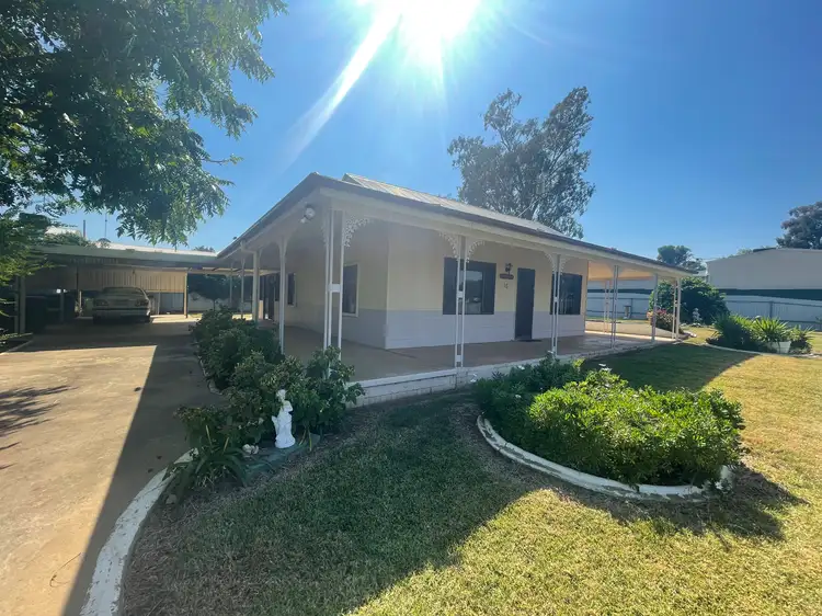 16 Berkley Street, Forbes NSW 2871