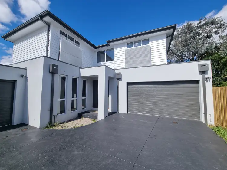 2/10 Delia Street