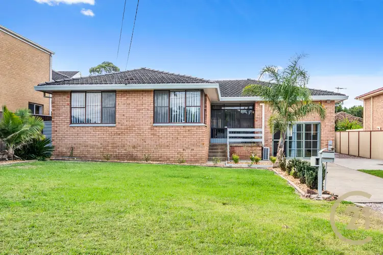 25 Coolaroo Crescent, Lurnea NSW 2170