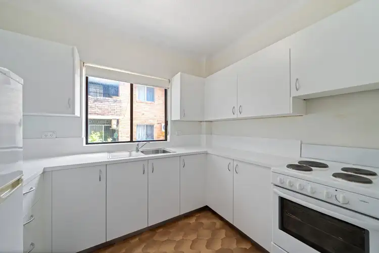 2/5 Edwin Street, Regents Park NSW 2143