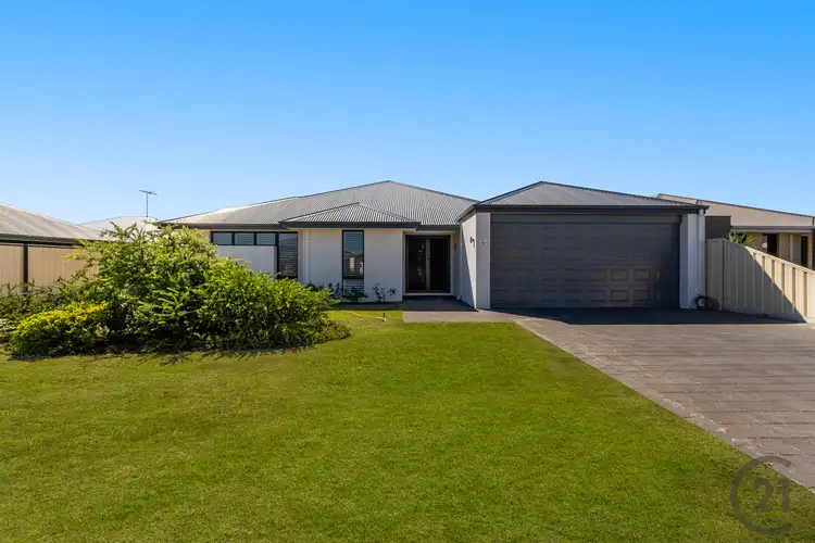 3 Coquette Pass, Dudley Park WA 6210