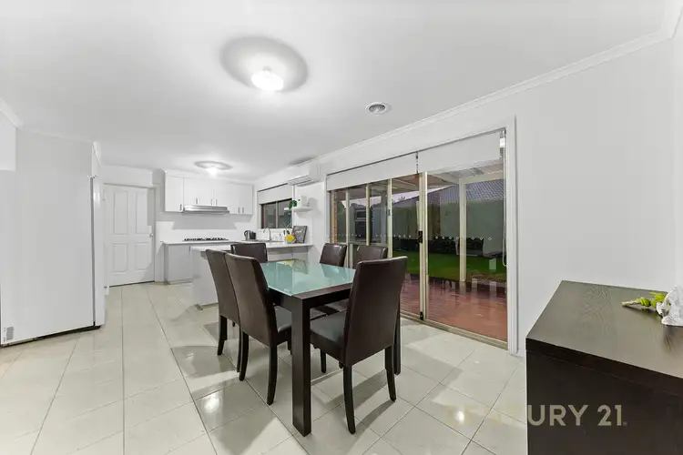 Sixth view of Homely house listing, 32 Grevillea Place, Pakenham VIC 3810