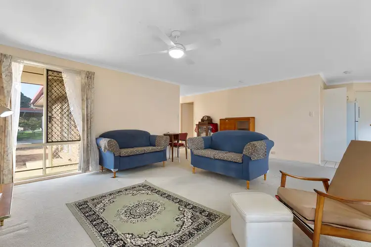 Third view of Homely house listing, 4 Dawson Place, Hillcrest QLD 4118