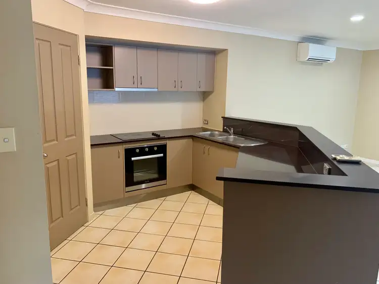 Fifth view of Homely house listing, 4 Blackwattle Circuit, Arundel QLD 4214