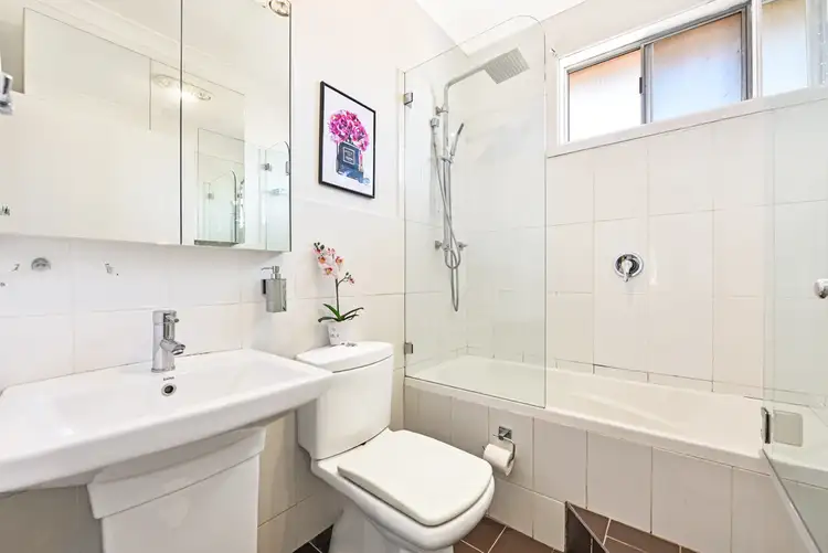 Fourth view of Homely house listing, 594a The Horsley Dr, Smithfield NSW 2164