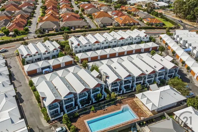 32/5 Bower Drive, Erskine WA 6210