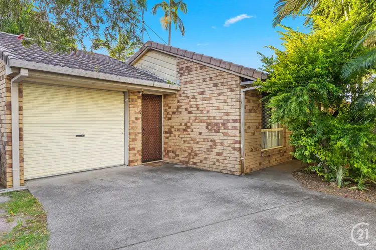 14 Debra Court, Urangan QLD 4655