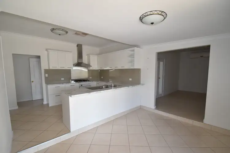 Fourth view of Homely house listing, 572 Silica Street, Broken Hill NSW 2880