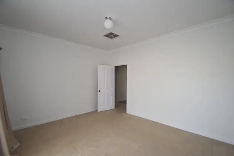 Fifth view of Homely house listing, 572 Silica Street, Broken Hill NSW 2880