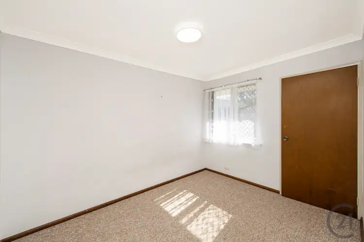 Seventh view of Homely house listing, 1 Talbot Close, Halls Head WA 6210