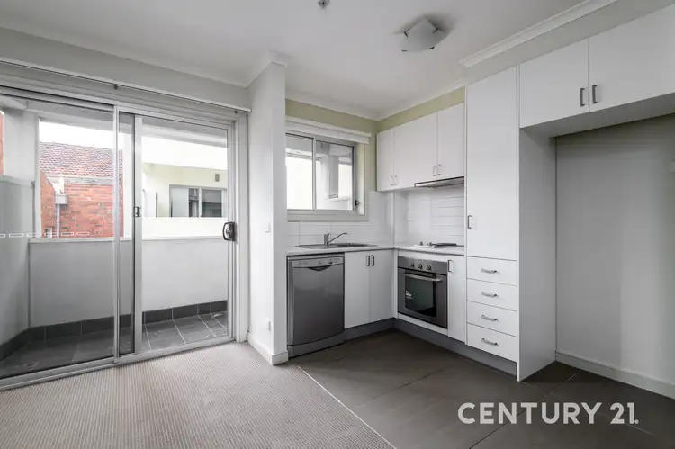 Main view of Homely studio listing, 4/41 Railway Avenue, Oakleigh VIC 3166