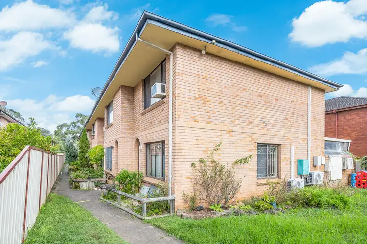 1/262 River Avenue, Carramar NSW 2163