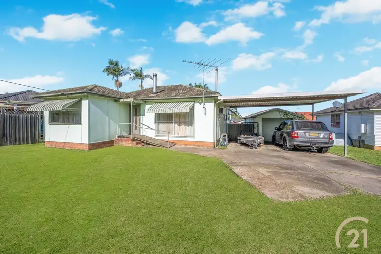 12 Lenton Avenue, Fairfield West NSW 2165
