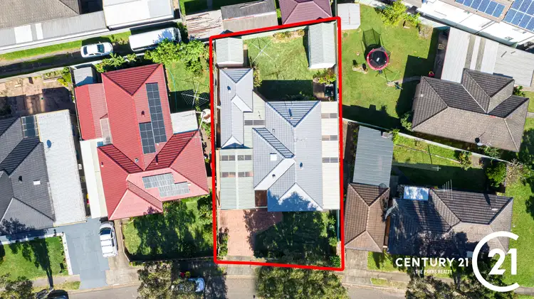 10 Pleasant Street, Bossley Park NSW 2176