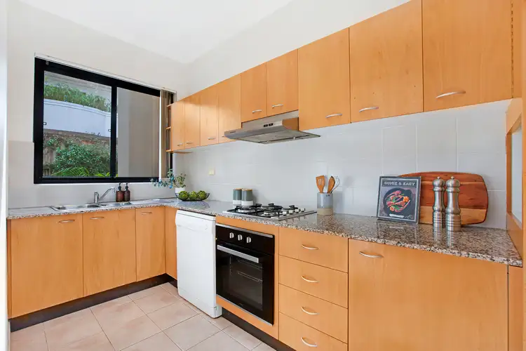 Fourth view of Homely apartment listing, 6/258 Old South Head Road, Bellevue Hill NSW 2023