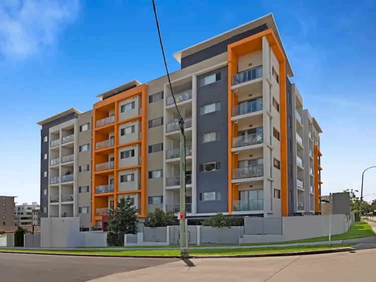 17 / 48-52 Warby Street, Campbelltown NSW 2560