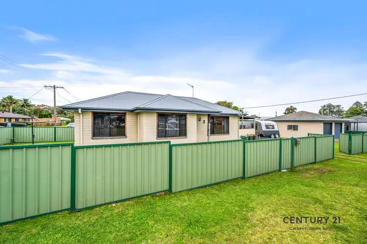 2 Master Street, Belmont North NSW 2280