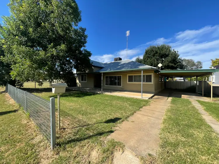 28 Flint Street, Forbes NSW 2871
