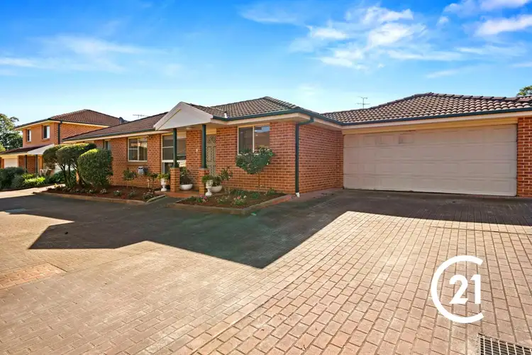 2/49 Sherwood Street, Revesby NSW 2212