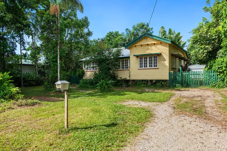 10 Jack Street, Mossman QLD 4873