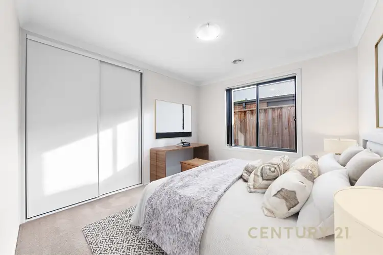 Sixth view of Homely house listing, 72 Kosta Boda Boulevard, Pakenham VIC 3810