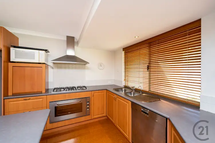 Fifth view of Homely house listing, 10 Fenton Place, Bouvard WA 6211