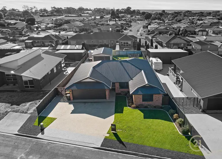 52 Explorer Drive, Turners Beach TAS 7315
