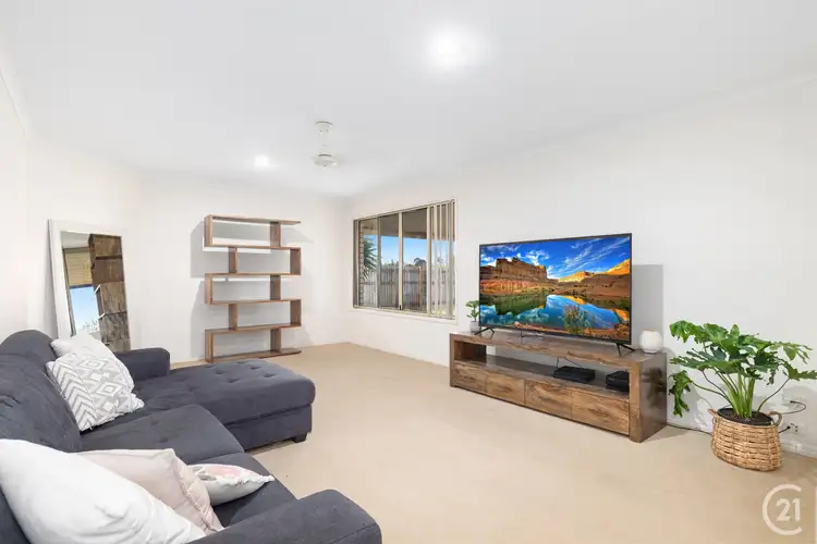 Fifth view of Homely house listing, 7 Kingston Court, Point Vernon QLD 4655