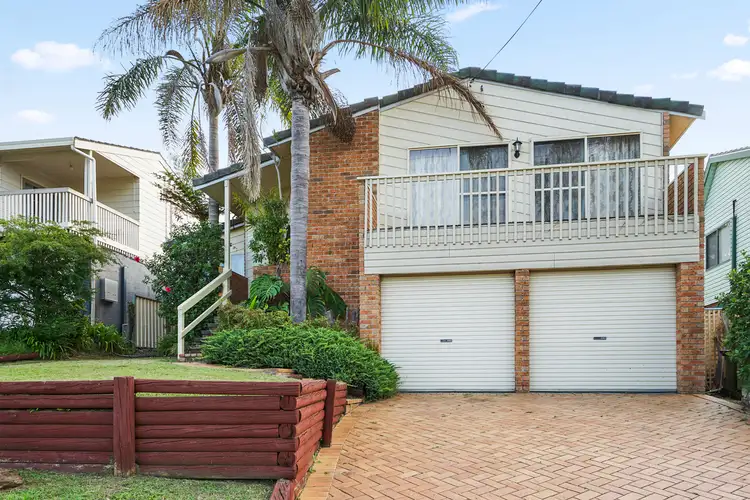 579 The Entrance Road, Bateau Bay NSW 2261